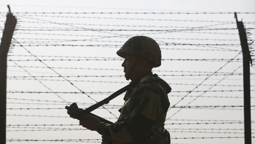 Scharmützel kommen entlang der Kontrolllinie zwischen den von Indien und Pakistan beherrschten Teilen Kaschmirs immer wieder vor. (Archivbild)