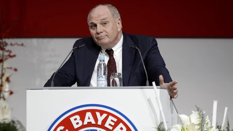 Präsident Uli Hoeness an der letztjährigen Generalversammlung des FC Bayern München