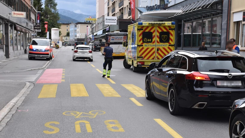 Hier, beim Fussgängerstreifen auf der Promenade, kam es zum Unfall.