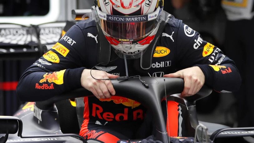 Job erfüllt, raus aus dem Auto: Max Verstappen steigt nach seiner Bestzeit am Freitag aus seinem Red Bull-Honda