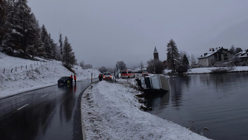 Geendet hat die Kollision im Silsersee.
