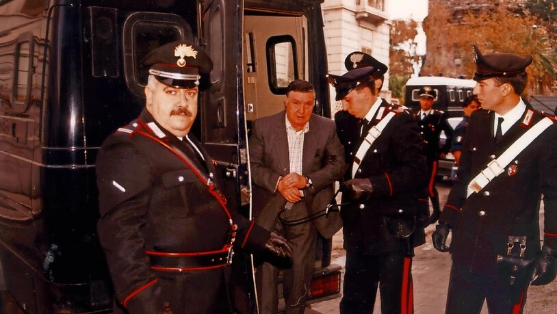 Vorgeführt: In Mailand wurde in den 80er-Jahren vielen Paten der Prozess gemacht.