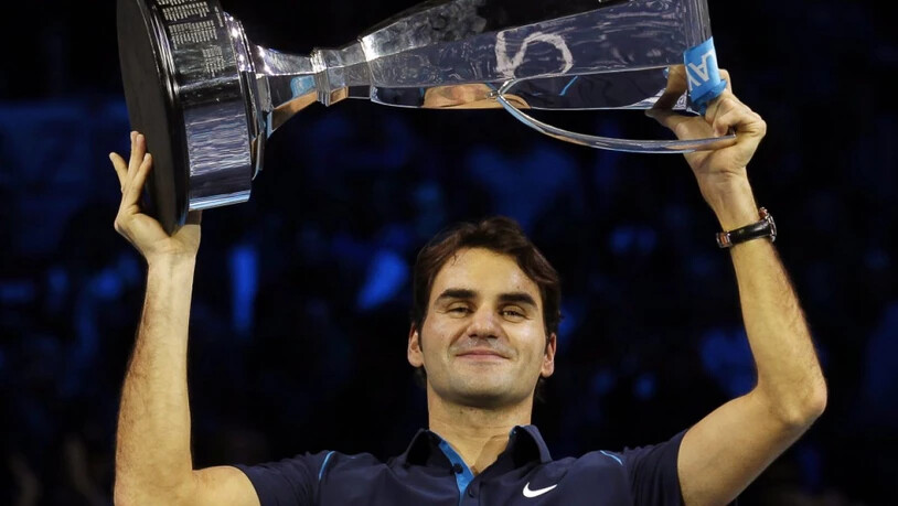 Auch den Pokal der ATP Finals stemmte Federer schon sechs Mal in die Höhe, letztmals 2011