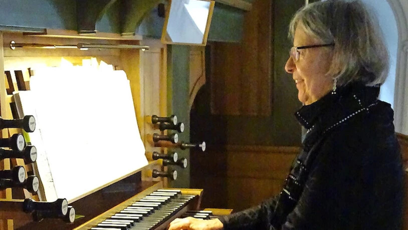 Ruth Illi spielt die Orgel auch zu ihrem Jubiläum selbst.