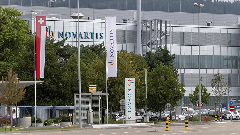 Novartis erhöht im nächsten Jahr die Löhne an Schweizer Standorten. Die Lohnsumme erhöht sich um 1,2 Prozent.(Archivbild)