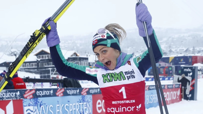 Und Therese Johaug bei den Frauen