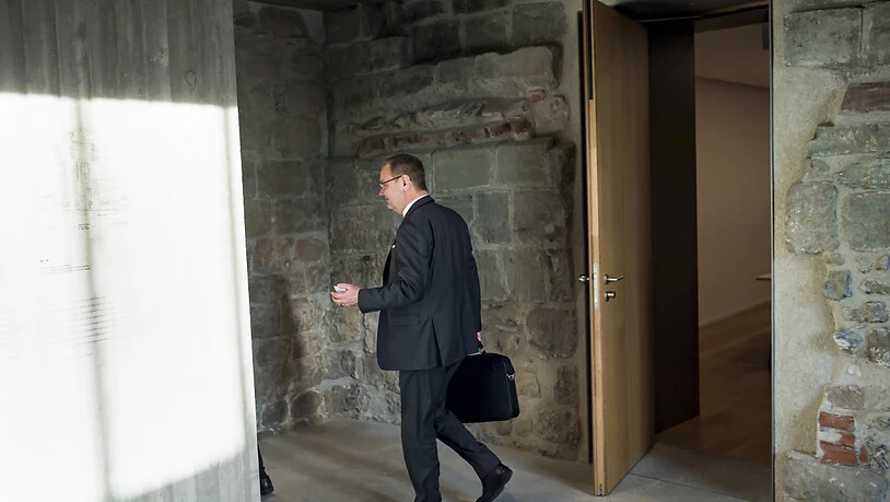 Verurteilt wegen häuslicher Gewalt: Yves Ravenel, Präsident des Waadtländer Kantonsparlaments, am Dienstag in den Gängen des Parlaments.