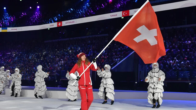 Trug die Schweizer Fahne ins Eisstadion Malley: Skitouren-Läuferin Thibe Deseyn