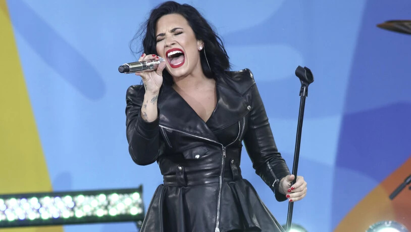 Die Popsängerin Demi Lovato soll in diesem Jahr die US-amerikanische Nationalhymne beim Sport-Grossereignis Super Bowl singen, teilte die US-Football-Liga NFL am Donnerstag mit. (Archivbild)
