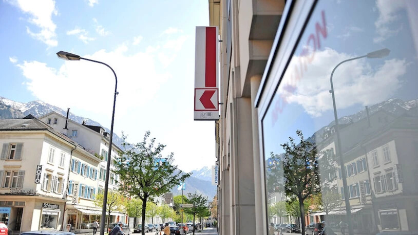 Als die Fassade noch die alte war: Eine Schuldnerin will von der verbleibenden Rückzahlung eines Kredites der Glarner Kantonalbank entlastet werden. 