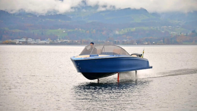Ein kostenintensives Schmuckstück, das Spass macht: Die «Candela» fliegt förmlich übers Wasser.