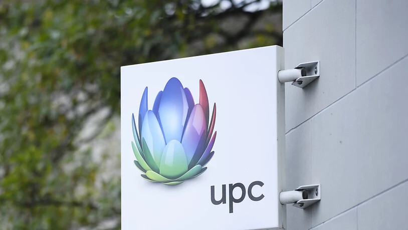 Der Kabelnetzbetreiber UPC Schweiz baut bis zu 10 Prozent seiner 1'600 Stellen ab. (Archiv)