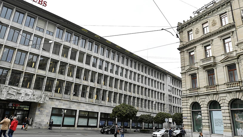 Die Notfallpläne der Grossbanken genügen gemäss Finma den Anforderungen: der Paradeplatz in Zürich, das Herz des Finanzplatzes (Archivbild).