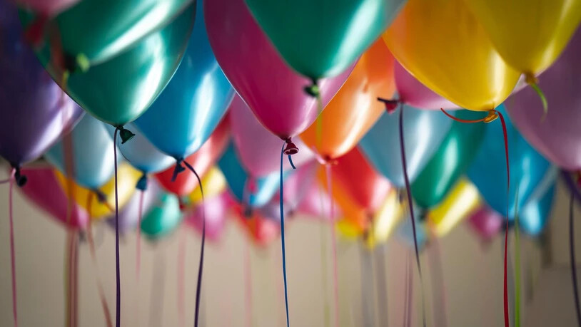 Menschen, die am 29. Februar geboren sind, können ihren richtigen Geburtstag nur jedes vierte Jahr richtig feiern.