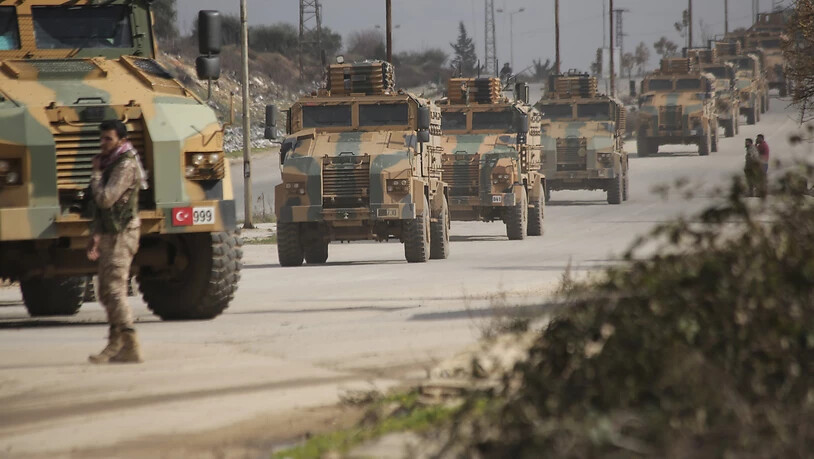 Ein türkischer Konvoi in der syrischen Region Idlib. Am Sonntag wollen Russland und die Türkei mit gemeinsamen Patrouillen beginnen.