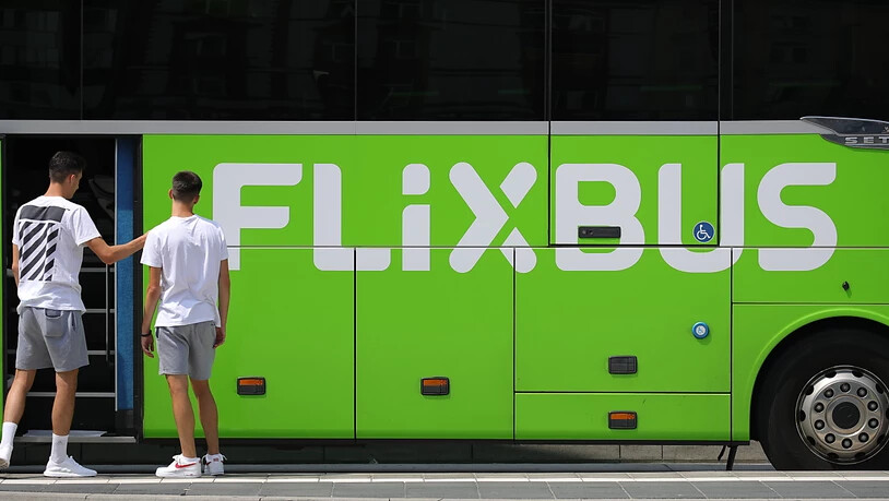 Der Fernbusanbieter Flixbus stellt den Betrieb bis auf weiteres wegen der Coronavirus-Krise ab Mitternacht ein. Flixbus werde alle nationalen sowie grenzüberschreitenden Verbindungen von und nach Deutschland aussetzen, teilte das Unternehmen am Dienstag…