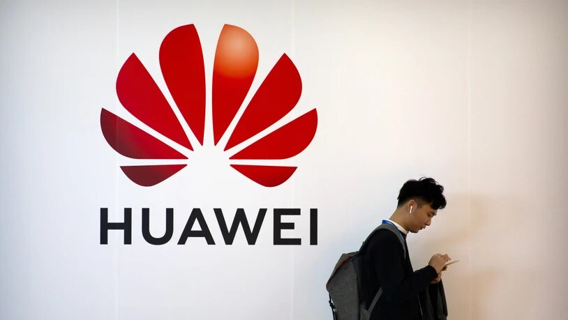 Der umstrittene chinesische Hightech-Gigant Huawei hat im vergangenen Jahr ungeachtet der US-Handelssanktionen mehr Umsatz und Gewinn eingefahren. (Archiv)