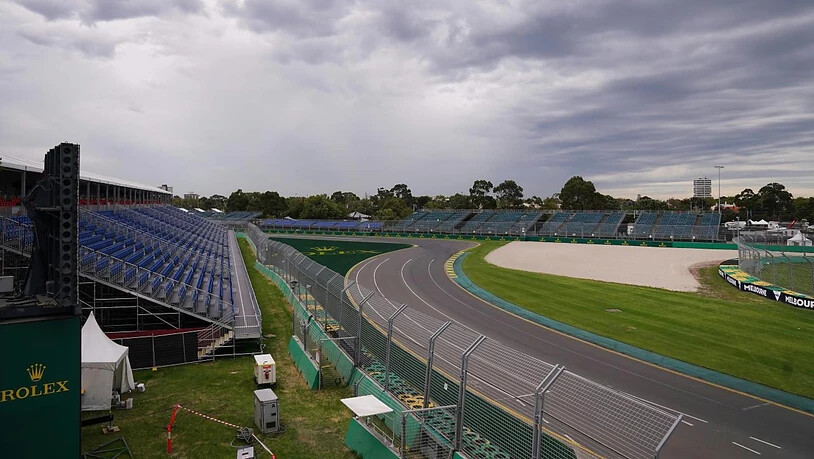Tief und grau hängen die Wolken über dem Albert Park in Melbourne, wo am 15. März die Formel-1-Saison hätte eröffnet werden sollen