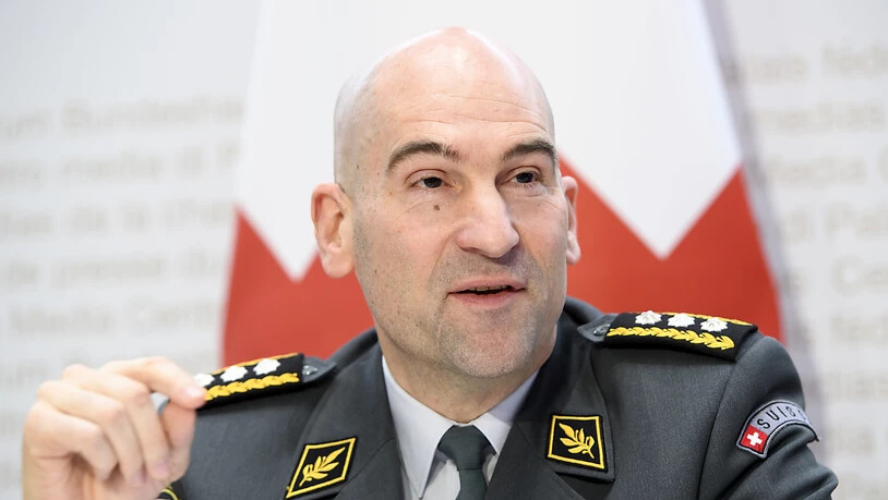 Der Chef der Schweizer Armee, Thomas Süssli, hat sich positiv über die Leistungen der Truppe während des Coronavirus-Einsatzes geäussert - gleichzeitig sieht er aber auch in einigen Bereichen gewissen Bedarf zu Verbesserungen. (Archivbild)