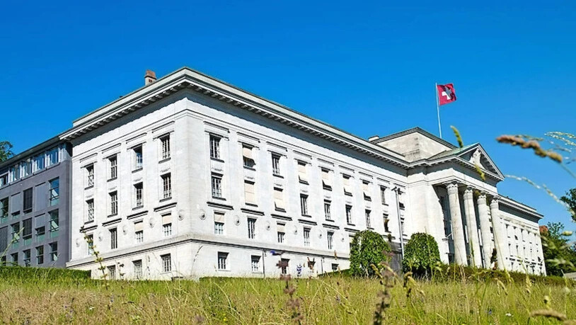 Peter Netzmanns* Akten können durchsucht werden: Am Bundesgericht in Lausanne stösst die Glarner Staatsanwaltschaft auf mehr Gehör als am Glarner Zwangsmassnahmengericht.Pressebild