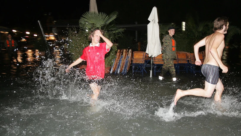 In Thun wird trotz Hochwasser gefeiert