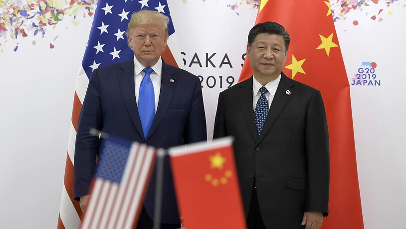 Die Spannungen zwischen China und den USA nehmen zu. Der chinesische Präsident Xi Jingping (rechts) fordert den amerikanischen Präsidenten Donald Trump auf, die Schulden bei der Uno zu begleichen. (Archivbild)