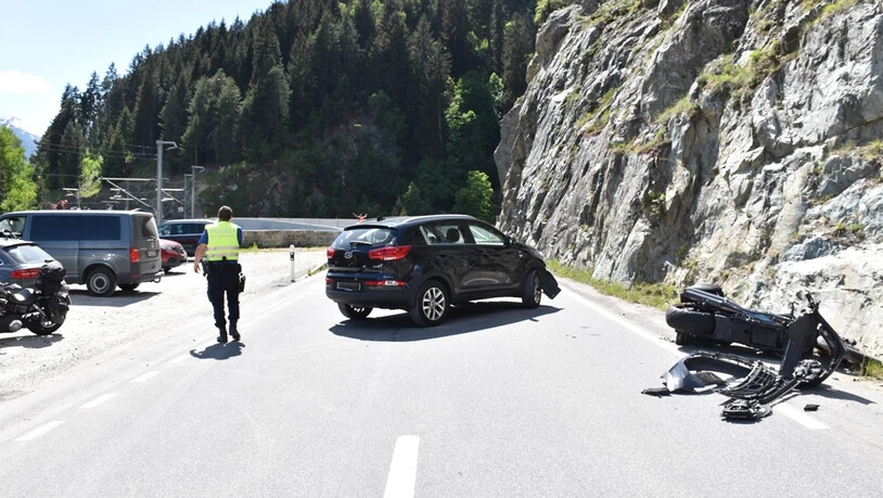 Beim Parkplatz Punt Russein kam es zum Unfall.