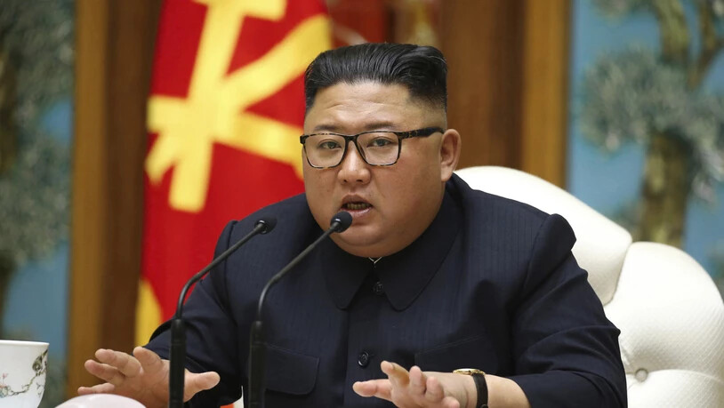Nordkoreas Diktator Kim Jong Un rasselt wieder mit den Säbeln - sein Land will weiter aufrüsten. (Archivbild)