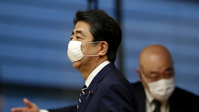 Japans Premierminister Shinzo Abe stellt ein neues Konjunkturprogramm für sein Land vor, um besser aus der Coronavirus-Krise zu kommen.