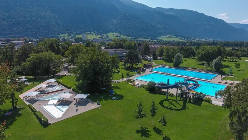 Im Churer Freibad Obere Au wird es mit der Ruhe bald vorbei sein.