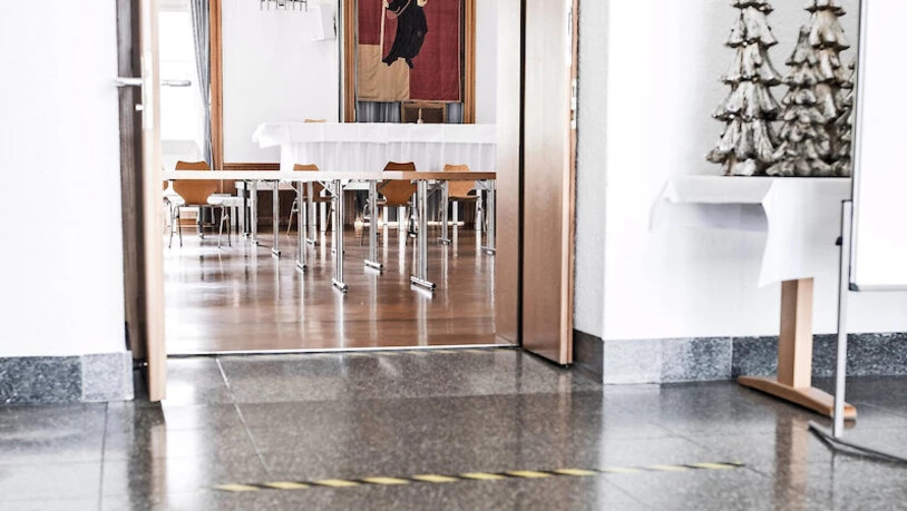 Wie gewohnt: Auch im «Schützenhaus» wacht der Heilige Fridolin über den Landrat.