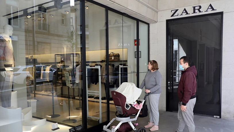 Der spanische Zara-Mutterkonzern Inditex hat während der Corona-Pandemie rund 6000 Läden schliessen müssen. (Archiv)