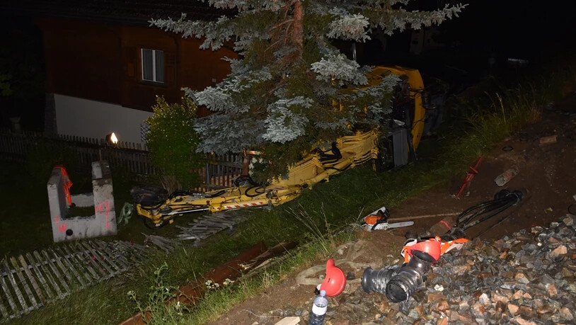 Der Verletzte musste mit der Rega ins Kantonsspital geflogen werden.