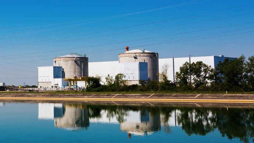 Die beiden Reaktorgebäude des Kernkraftwerk (AKW) Fessenheim. Foto: Philipp von Ditfurth/dpa