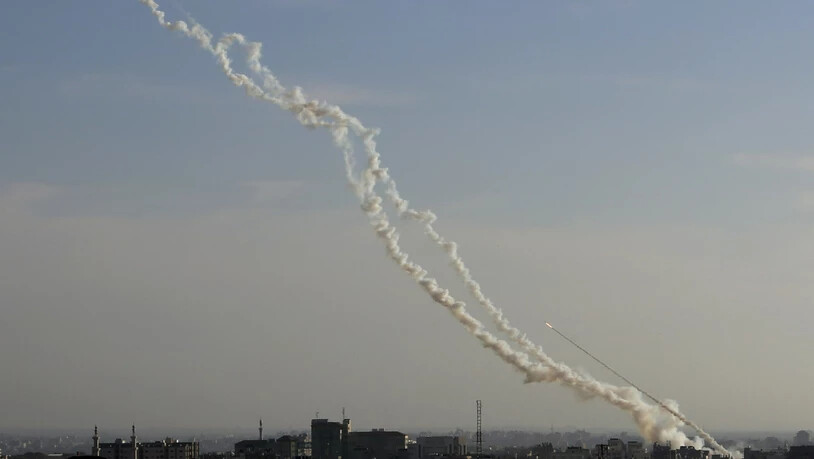 Israel hat in der Nacht auf Samstag bekanntgegeben, Stellungen der Hamas angegriffen zu haben. (Symbolbild)