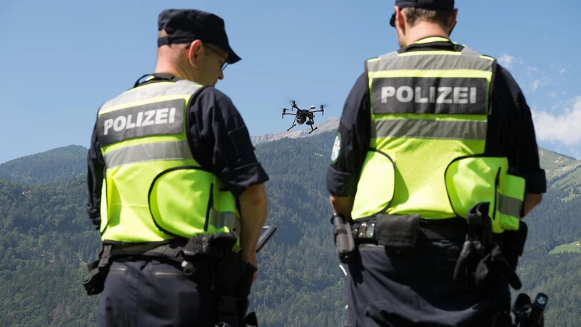 Die Kantonspolizei Graubünden setzt seit rund einem Jahr Drohnen ein. 