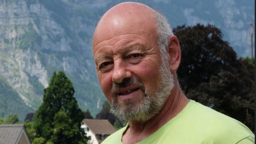 Res Menzi ist als Ältester der Aktiven beim Höhenfeuer dabei.