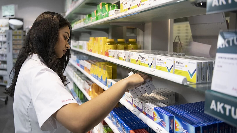 Der Apotheken- und Gesundheitskonzern Galenica hat in der ersten Jahreshälfte Hamsterkäufe von Medikamenten zu spüren bekommen. (Archiv)