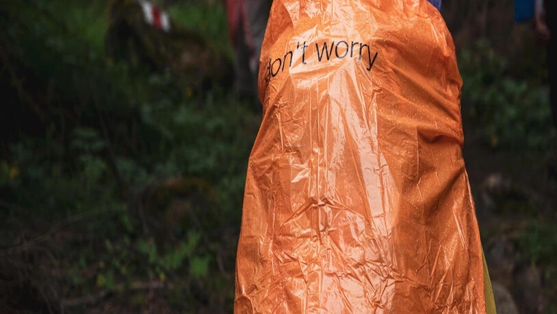 «Don't worry», be happy. Die Wanderer trotzen dem Regen.