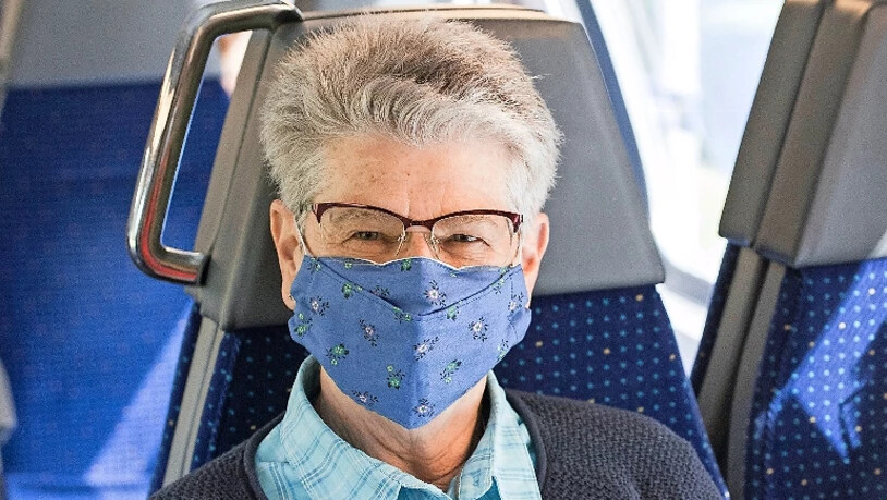 Fotografiert hat die maskentragenden Personen der Sohn unseres Fotografen Sasi Subramaniam.