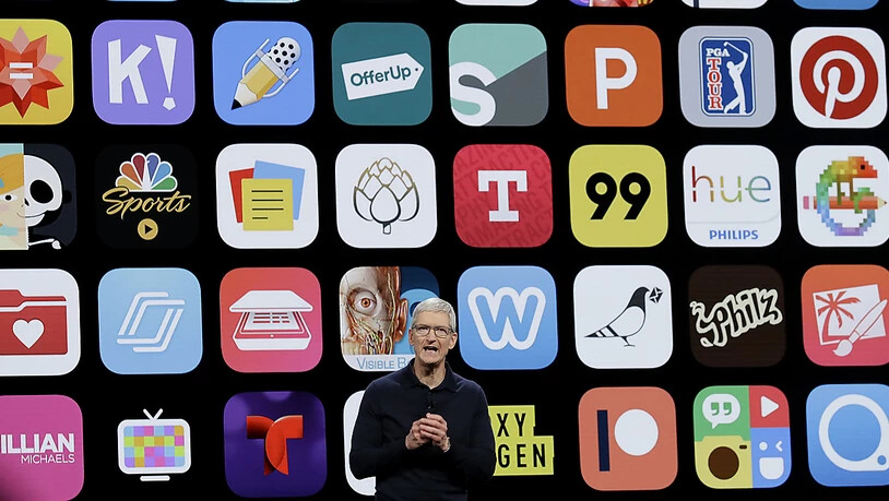 Zahlreiche amerikanische Zeitungshäuser bringen den Apple-Konzern unter der Führung von Tim Cook unter Druck, weil sie nicht mehr die hohen Provisionen für In-App-Käufe an den Tech-Giganten abtreten wollen. (Symbolbild)