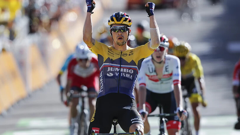 Der 30-jährige Slowene Primoz Roglic jubelt über den Sieg bei der ersten Bergankunft der 107. Tour de France