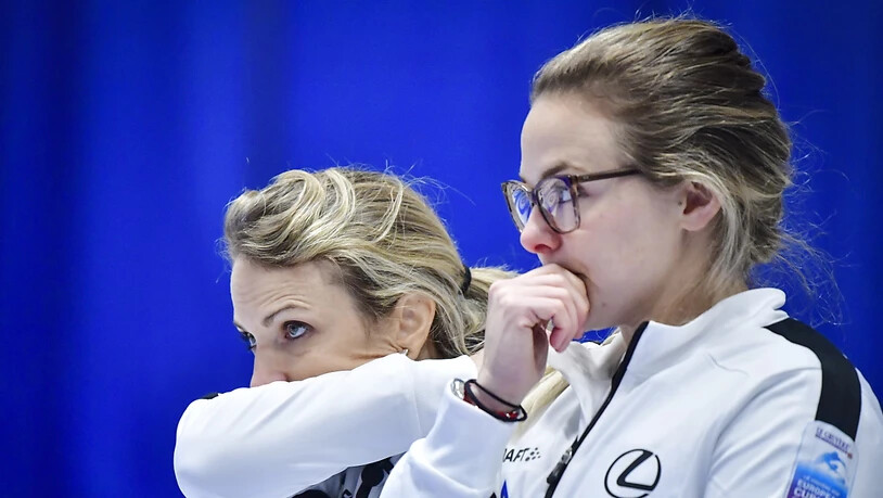 Die aktuellen Weltmeisterinnen Silvana Tirinzoni (links) und Alina Pätz: Wie werden sie sich in Adelboden gegen starke Männerteams aus der Affäre ziehen?