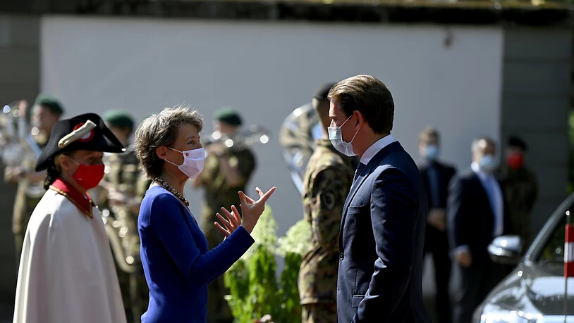 Bundespräsidentin Simonetta Sommaruga hat den österreichischen Bundeskanzler Sebastian Kurz auf dem Landgut Lohn bei Bern empfangen.