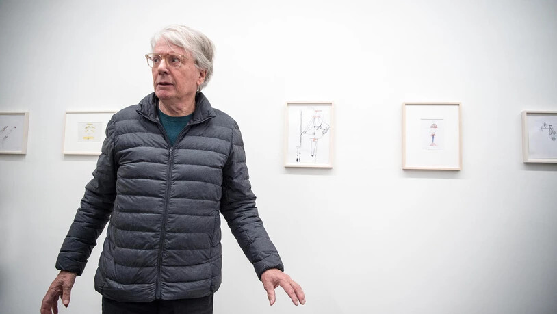 Rundgang durch die Ausstellungen «Roman Signer. Skizzen».