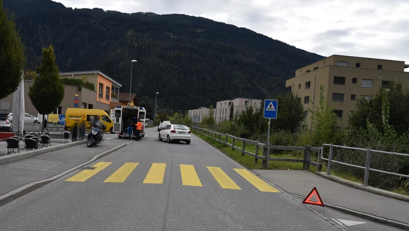 Der Töfffahrer wurde mit leichten Verletzungen ins Kantonsspital gebracht.