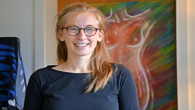 Emotionen auf der Leinwand, umgesetzt mit Acryl und Menstruationsblut. 