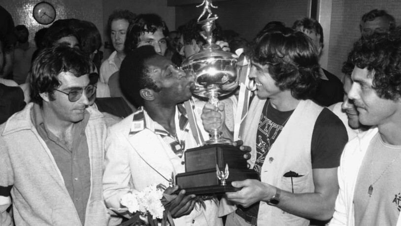 In den Siebzigerjahren spielte Pelé nach seiner internationalen Karriere auch für New York Cosmos