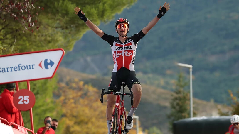 Der Belgier Tim Wellens freut sich über seinen ersten Vuelta-Etappensieg