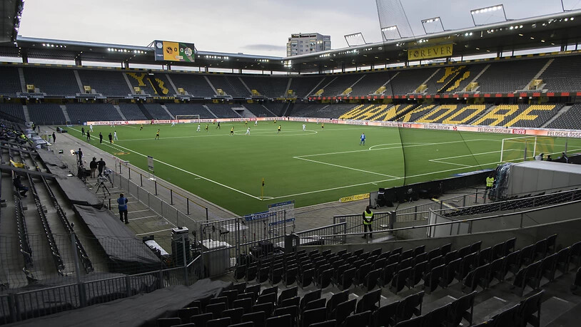Das leere Wankdorf während des Spiels zwischen den Young Boys und Luzern am Sonntag - an Geisterspiele werden sich die Fussballer der Super League vorerst (wieder) in allen Stadien gewöhnen müssen